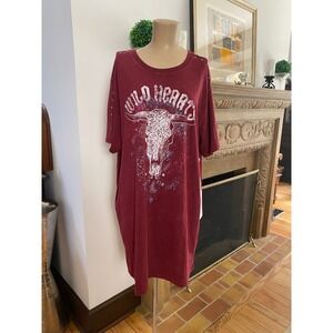 Mimi Chica Wild Hearts Longhorn Studded T-Shirt Dress Burgundy 2X NEW